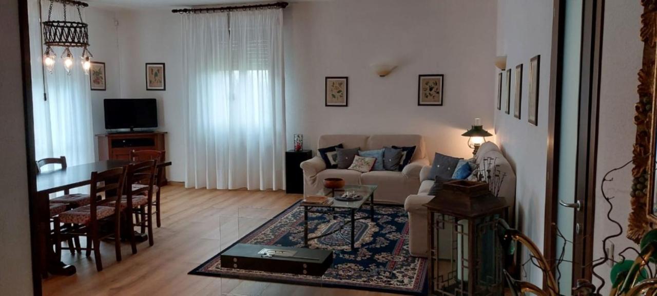 Tenuta I Lecci Terranuova Bracciolini Εξωτερικό φωτογραφία